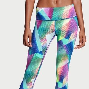Victoria Secrets workout pants. Never worn!
